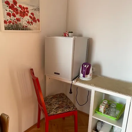 ゲストハウス And Jurisic 3*