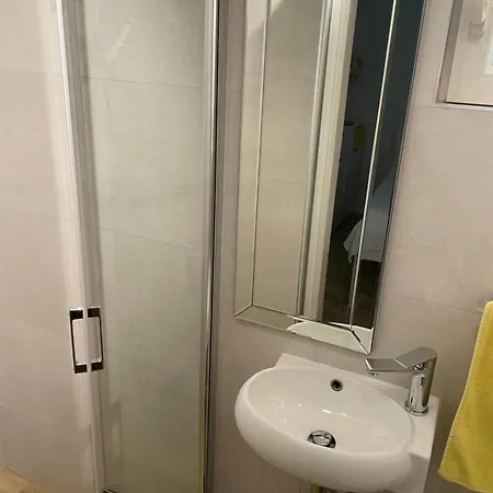 ゲストハウス And Jurisic 3*