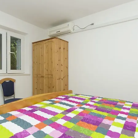 ゲストハウス And Jurisic 3*