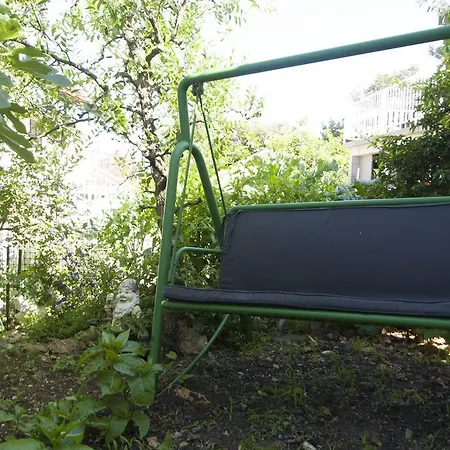 ゲストハウス And Jurisic 3*